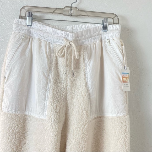 Cali 1850 Los Angeles Ivory Faux Fur Soft Winter Furry Sweatpants Sz L - Picture 3 of 12